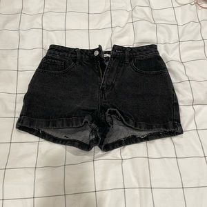 Black Mom jeans shorts